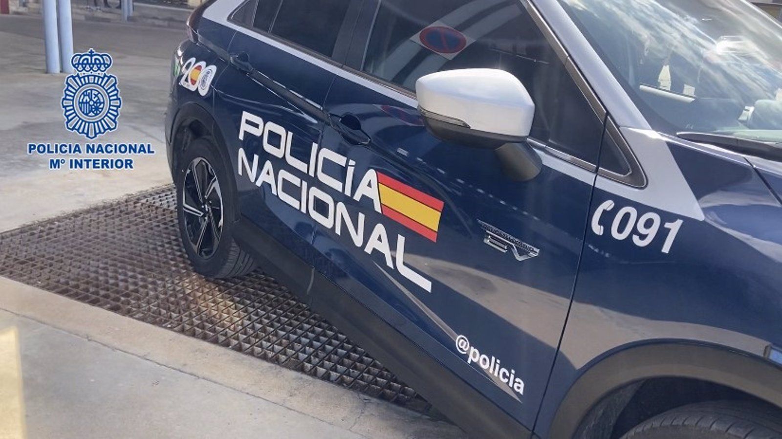 Un hombre es detenido por dejar solos a dos niños en Vallecas para comprar un coche