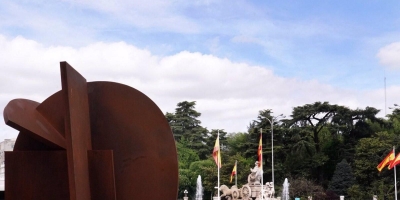 madrid-cibeles-mira-hermes-escultura-rafael-canogar