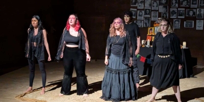 mujeres-de-arena-teatro-testimonio-de-los-feminicidios-de-juarez