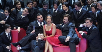 madrid-las-128-funciones-celebradas-teatro-real-reciben-206-000