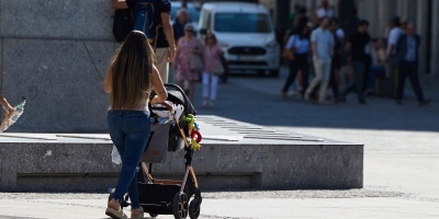 desde-cuando-y-como-solicitar-la-ayuda-de-500-euros-al-mes-para-embarazadas-menores-de-30-anos-en-madrid