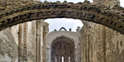 madrid-la-comunidad-compatibilidad-actividades-monasterio