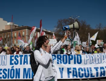 medicos-madrilenos-retoman-lunes-semana-huelga-estatuto-marco