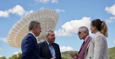embajador-eeuu-felicita-equipo-nasa-robledo-chavela-papel