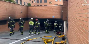 bomberos-controlan-incendio-garaje-urbanizacion-tablas