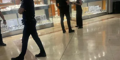 nuevo-problema-de-seguridad-en-torrelodones-tras-el-robo-en-una-joyeria-en-el-centro-comercial-espacio