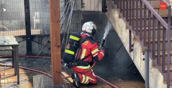 bomberos-extinguen-incendio-originado-arizonicas-chalet