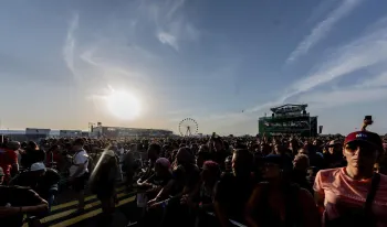 twenty-one-pilots-kings-of-leon-pixies-reunen-53-000-personas