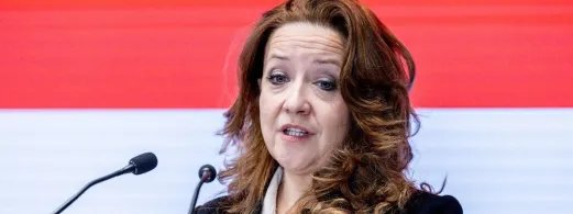 comunidad-seguir-negociando-medicos-evitar-huelga-septiembre