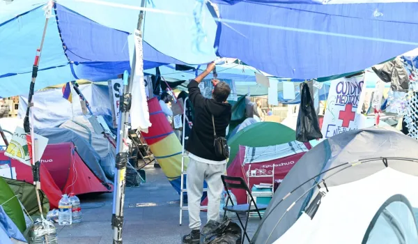 delegacion-gobierno-anima-carta-acampados-abandonar-puerta-sol