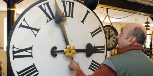 Cambio de hora: ¿Debemos adelantar o atrasar el reloj?