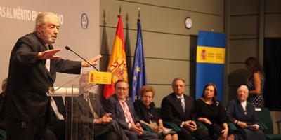 Oro al Mérito en el Trabajo para premiar una conducta socialmente útil