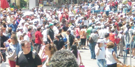 120515_peregrinos_camino_de_la_fuente_de_la_hermita_de_san_isidro_2012