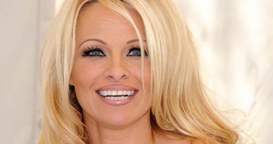 Pamela Anderson sorprenderá a Mario Vaquerizo en ‘Hay una cosa que te quiero decir’