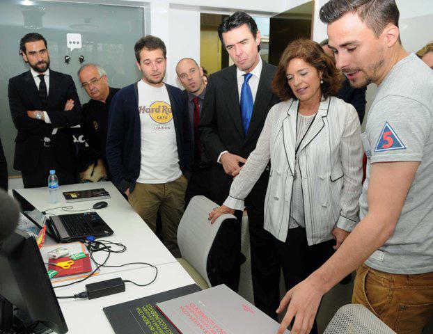 130507 botella emprender online 02