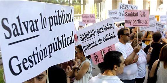 Marea blanca ante el Ministerio de Sanidad