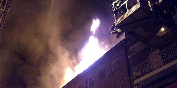 Aparatoso incendio en Tetuán
