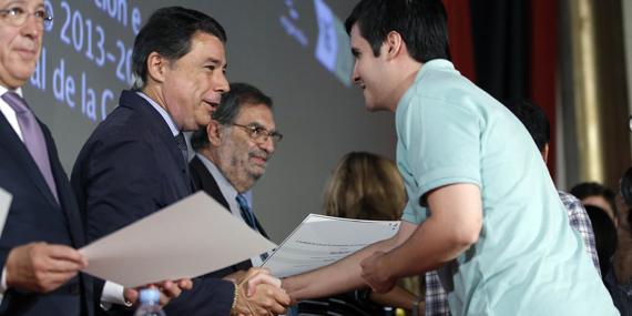 130918 gonzalez diplomas ecam 02
