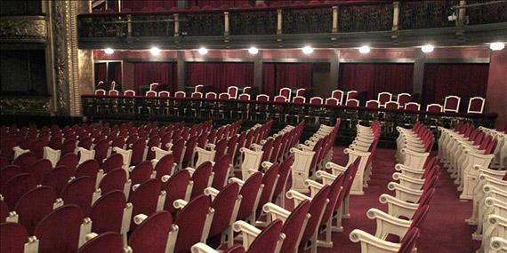 Madrid no privatizará sus teatros