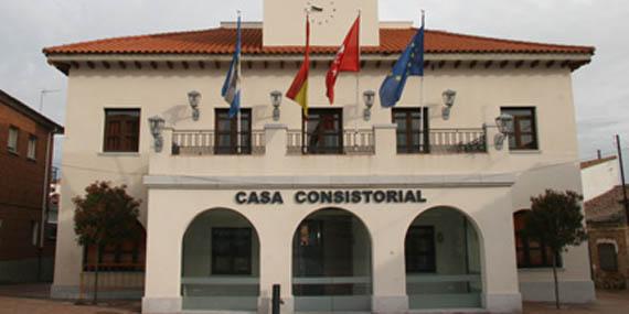 El Ayuntamiento de Sevilla la Nueva instala contenedores para el reciclaje de aceite domestico usado