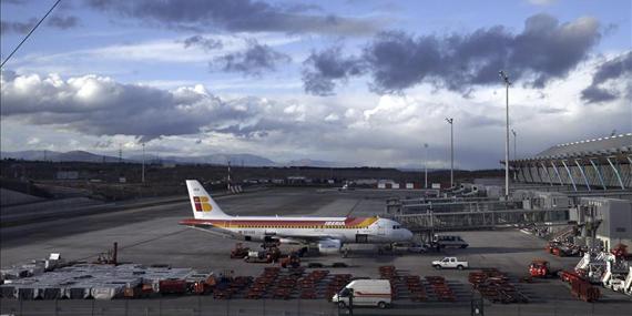 130321 descenso febrero barajas