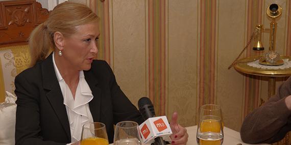 130325 cifuentes desayuno madrid arena