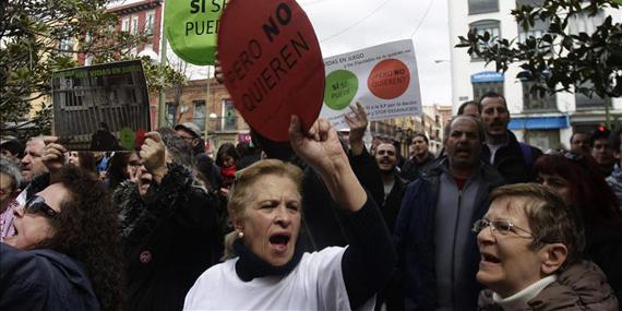 130403 escrache eva duran puente vallecas