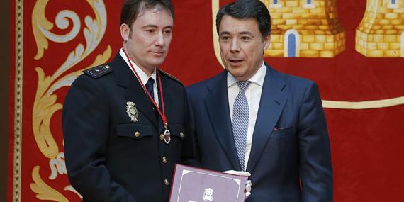 130412 medallas policia 03