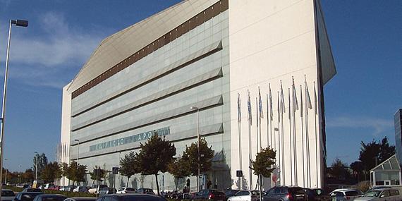 130415 venta edificio apot