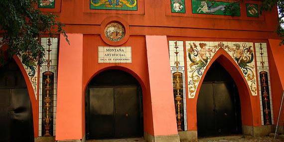 Retiro homenajea a la fundadora de su Asociación de Mujeres