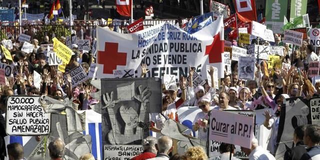 Victoria destaca que la 'marea blanca' va mucho más allá de la externalización