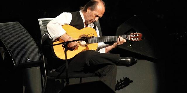 González traslada su pésame a los familiares de Paco de Lucía