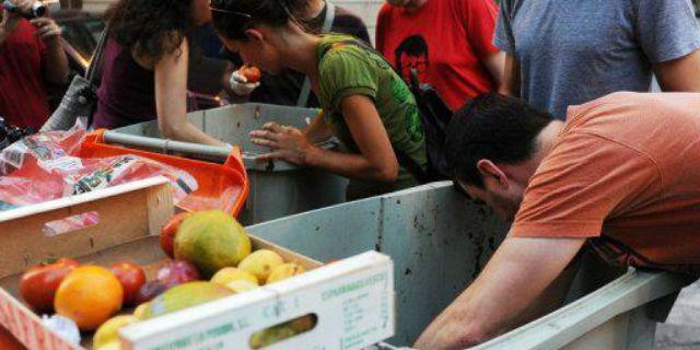 El gran despilfarro de comida supone una barrera para paliar la pobreza