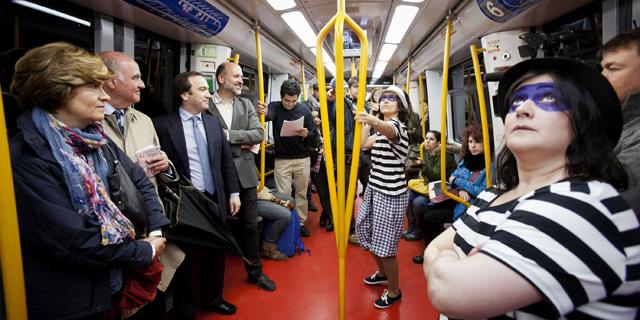Teatro entre estación y estación