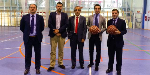 El Colegio Estudiantes de Las Tablas recibe al concejal presidente de Fuencarral-El Pardo