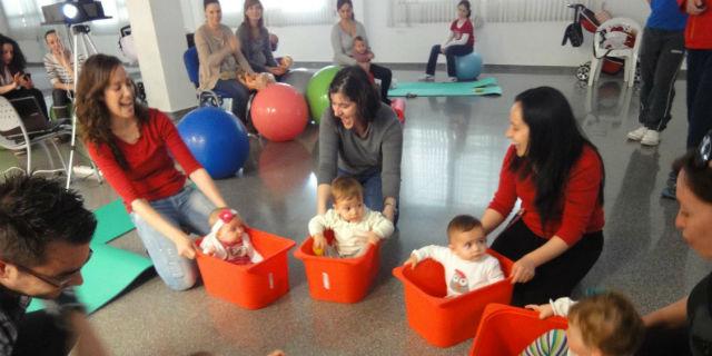 Galapagar ofrecerá en verano un taller de gimnasia para bebés