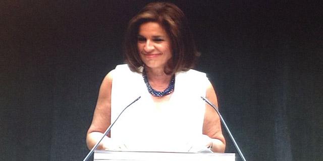 Botella anuncia un programa de actuaciones a realizar antes de las elecciones de 2015