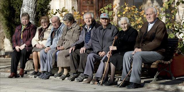 Los jubilados madrileños reciben la tercera pensión más alta tras asturianos y vascos