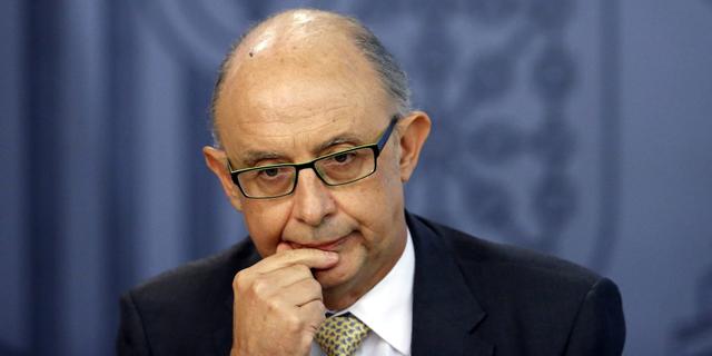 Elecciones en 2015: cómo bajar impuestos sin subir el déficit