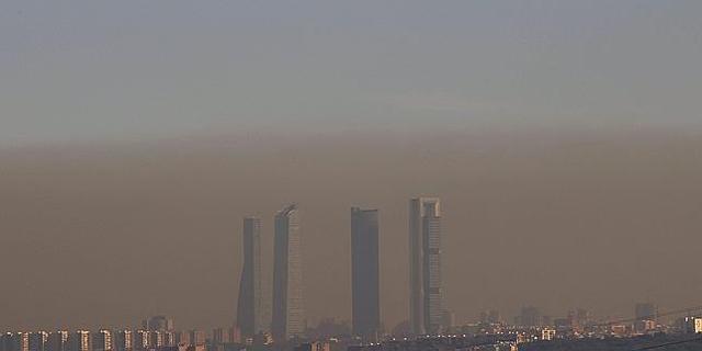 Madrid alcanza el nivel de aviso por NO2