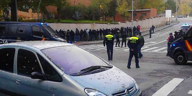 "Clínicamente muerto" el herido más grave de la pelea entre ultras de Atlético y Deportivo