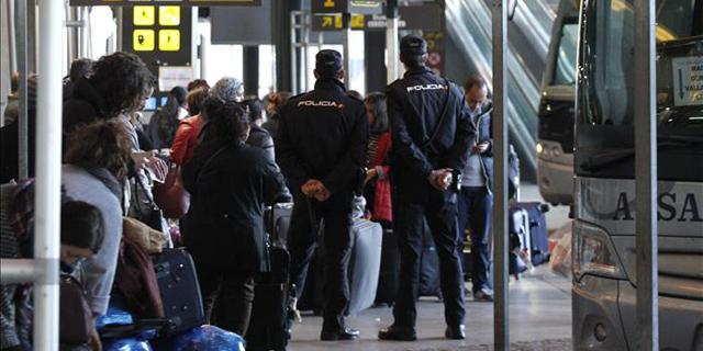 Detenido por estafar 24.000 euros en seis días con la venta de billetes falsos de avión