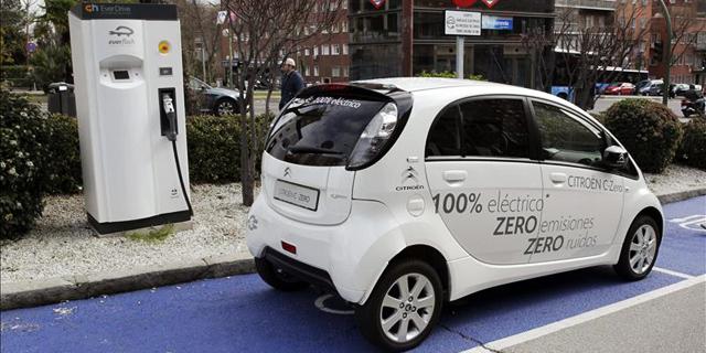 Plaza de Colón, epicentro del coche eléctrico