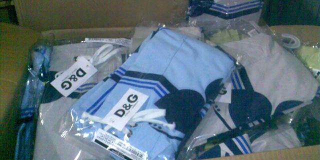 Intervenidas 637 prendas de ropa falsificadas en un comercio de Madrid