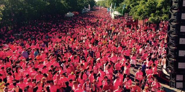 La Carrera de la Mujer tiñe Madrid de rosa