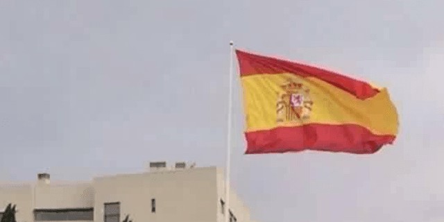 El PP denuncia presiones de la izquierda radical para no reponer la bandera de Coslada El PP denuncia presiones de la izquierda radical para no reponer la bandera de Coslada