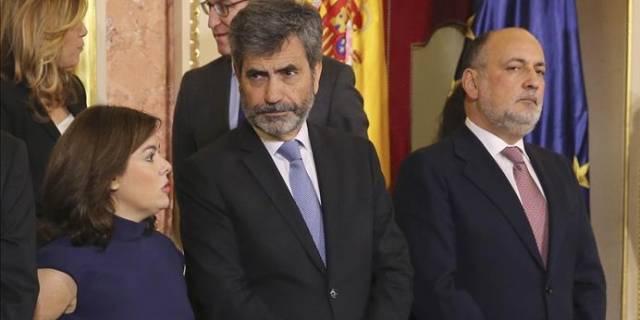 Sáenz de Santamaría: "Lo de menina no me importa, pero recoger colillas, no"