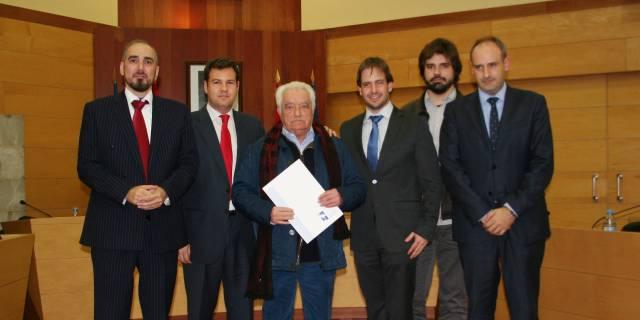 Las Rozas aprueba por unanimidad implantar un código ético para concejales y empleados públicos