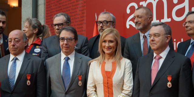 Cifuentes apela al espíritu del Dos de Mayo para instar a pactos por el bien de España