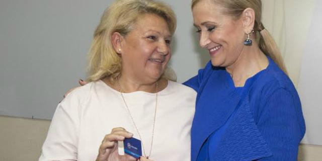 Ángeles Pedraza se afilia al PP de Cristina Cifuentes